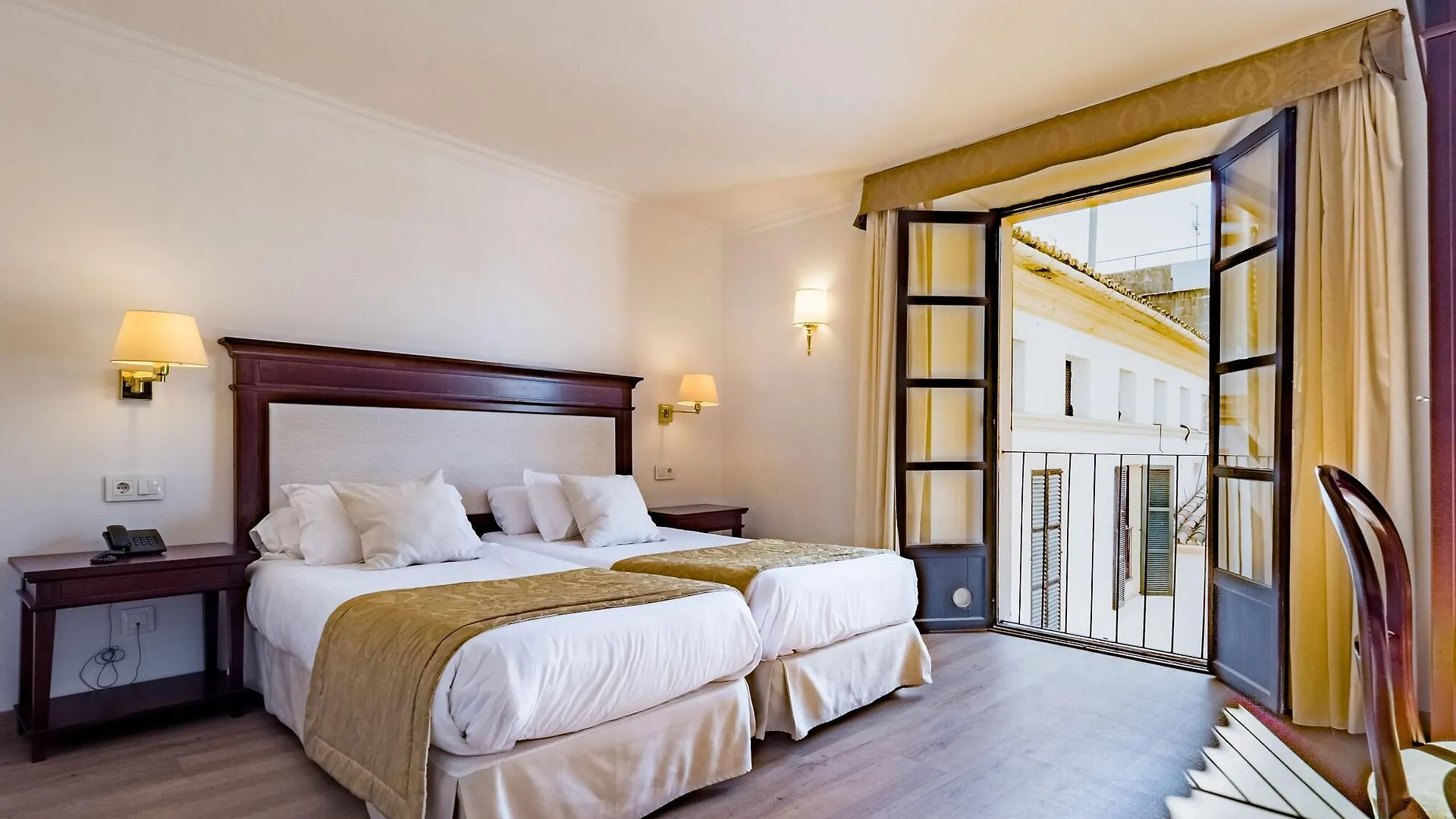 פלמה דה מיורקה Hotel Born